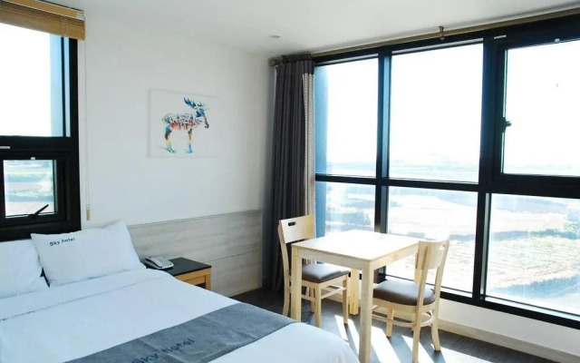Sky Hotel