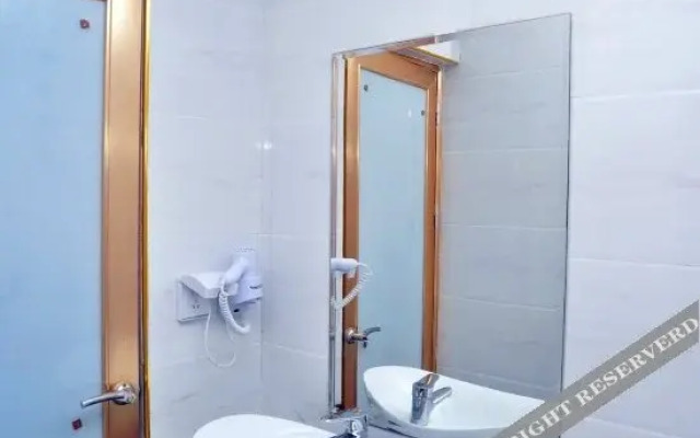 Yating Fashion Hotel