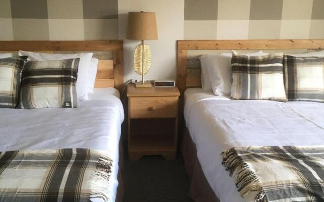 Christina Lake Village Resort