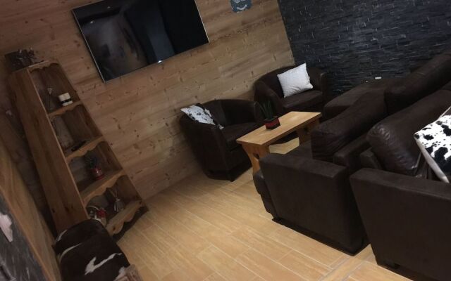 Montana Chalet Hotel
