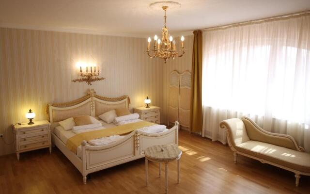 5 Hálószobás Wellness VIP House - privát medence