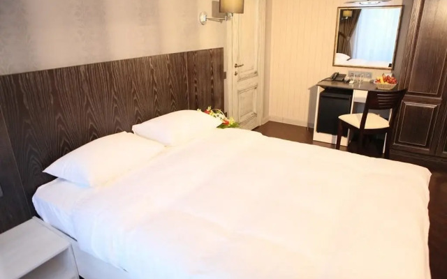 Mini Hotel D'Rami