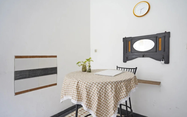 Hotel O Kost Putih Syariah