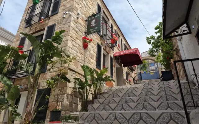 Picasso Suites Cesme