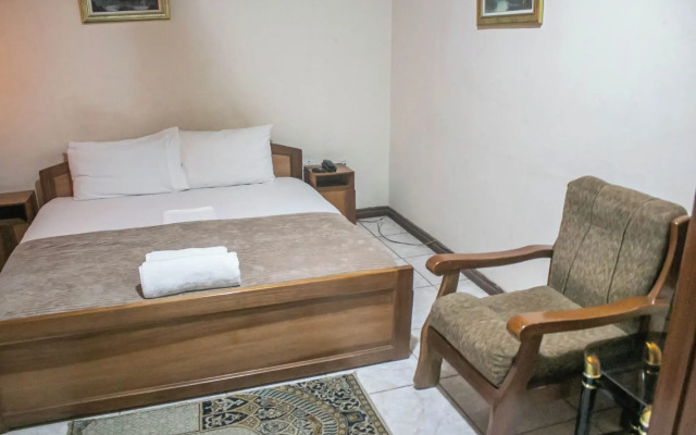 Sheridan Hotel