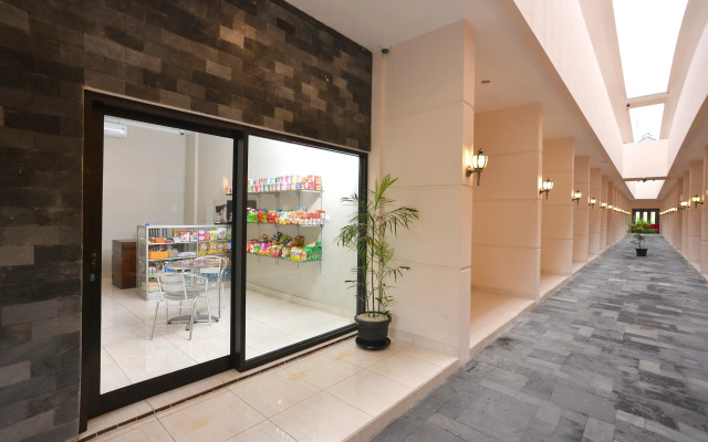 Pucuk Matahari Hotel