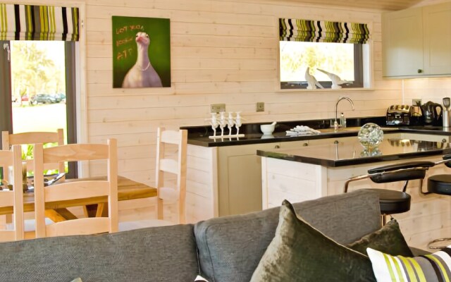 Cleveley Mere Luxury Waterside Lodges