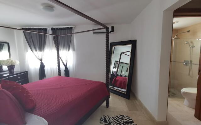Los Corales Tropical Beach Resort & SPA