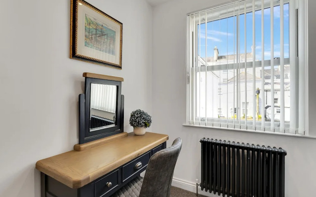 2 Bed - Hoe Heights by Smart Welcomes