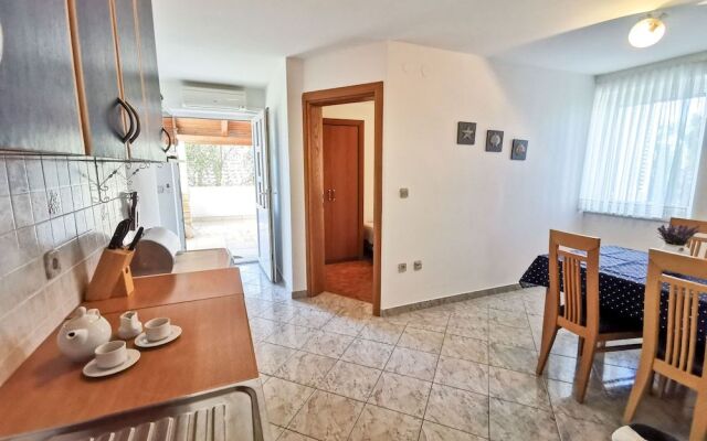 Kristi apartment complex