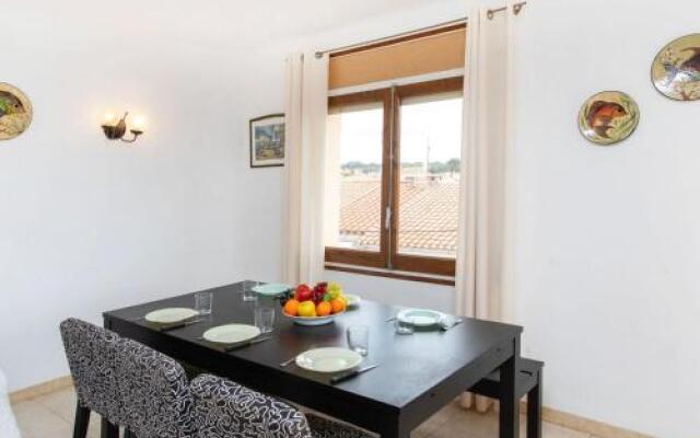 Apartment Policar