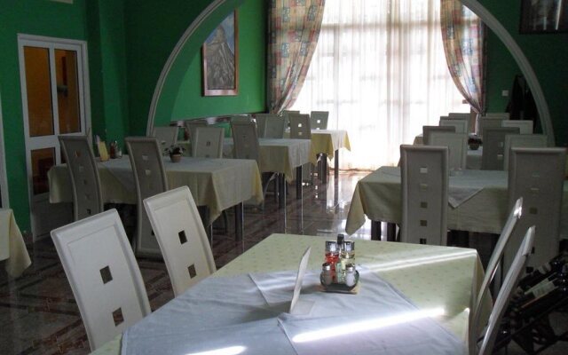 Hotel Lovcen