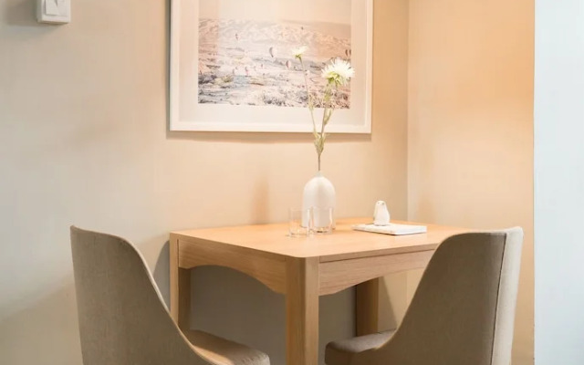 Cactus space - Downtown MUJI Apartment