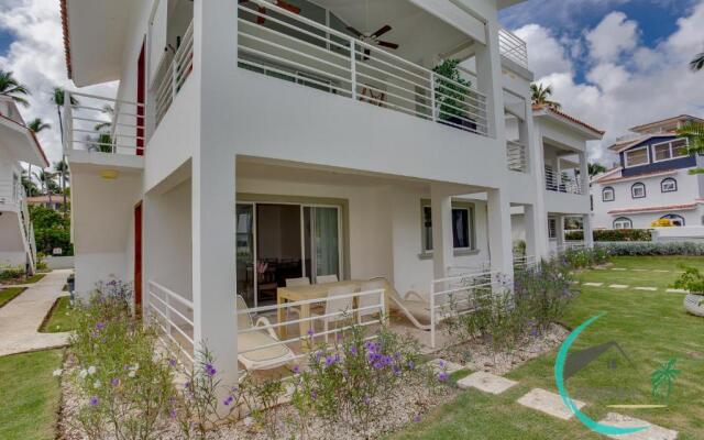 Close To The Beach! Pink Apartment,2Br,2Bt