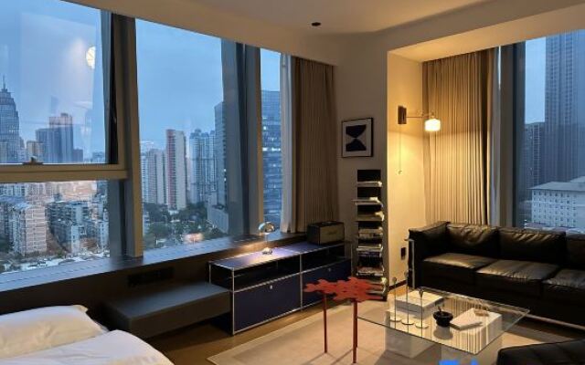 Wuhan And Frame Homestay