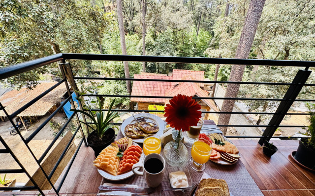 Encino House Hotel Boutique