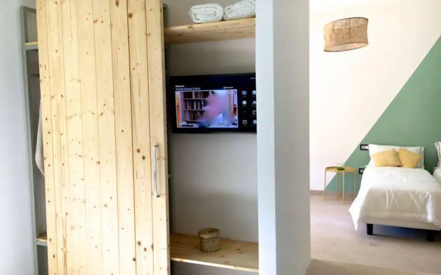Mediterranean Suites - Old Town