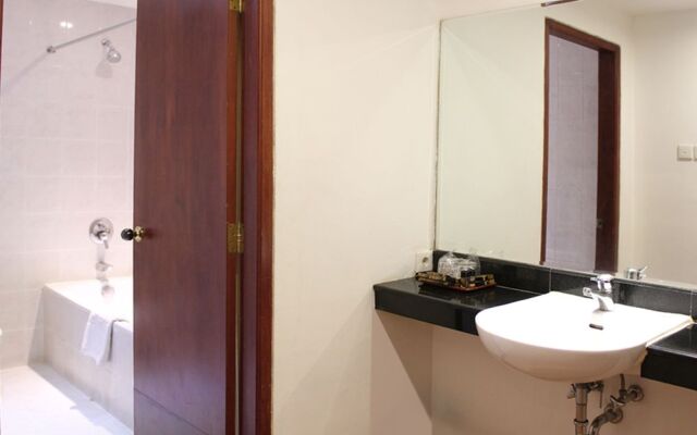 Narita Classic Hotel Surabaya