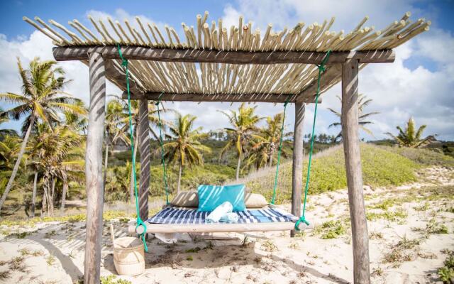 Travessia Beach Lodge