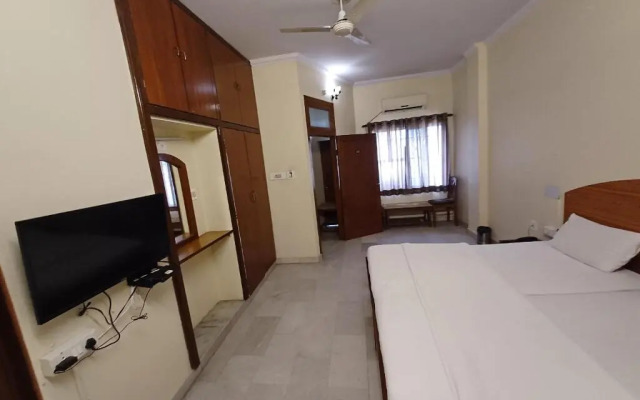 Hotel Raghav Palace