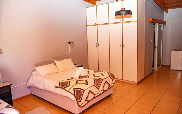 Tina Guesthouse