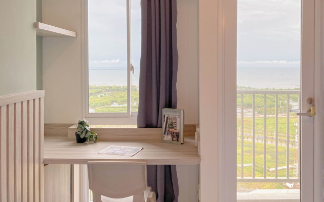 Minimalist and Restful Studio Apartment at Tokyo Riverside PIK 2 – Guest Rooms – Jakarta