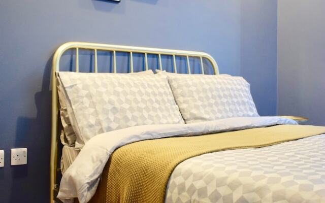 2 Bedroom Apartment With Amazing Views