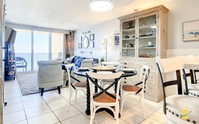 Oceania Beach Club Beachfront Condos