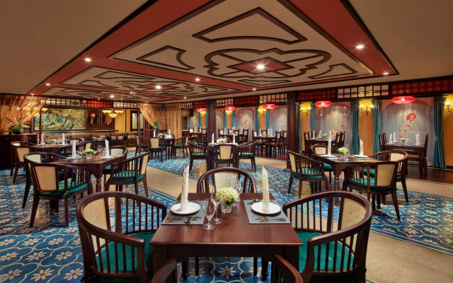 La Vela Classic Cruise - Managed by Paradise Cruises
