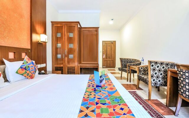 FabHotel Kangappadan Residency