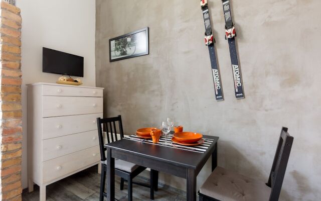 Downtown Studio Apartment