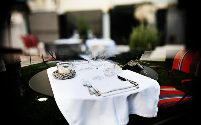 D-Place Hotel & Suite
