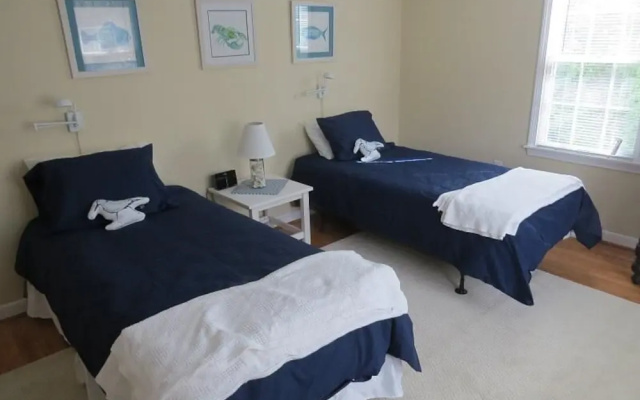 76 Olde Towne Lane - Four Bedroom House