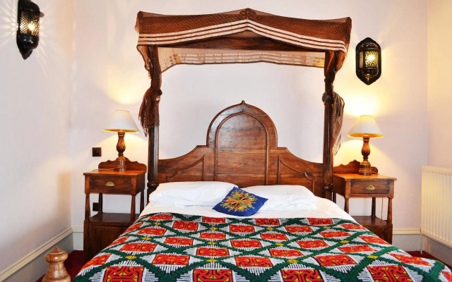 iHoliday Hotel
