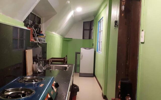 Adelle's Transient, spacious 3-bedroom homestay