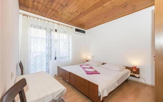 Apartments with WiFi Vodice - 18959