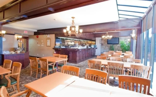 SureStay Plus by Best Western Coquitlam