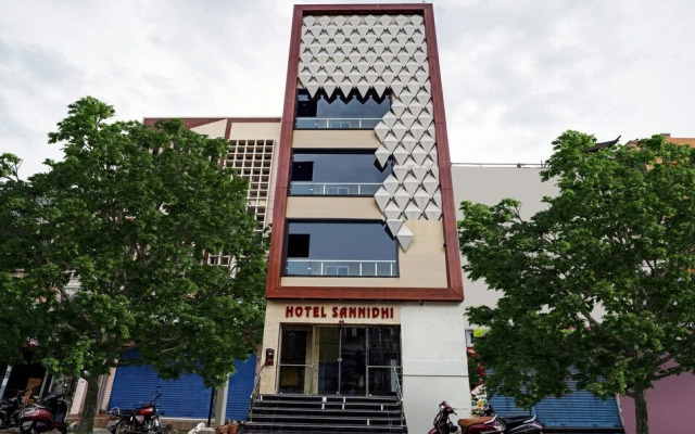 Hotel Sannidhi