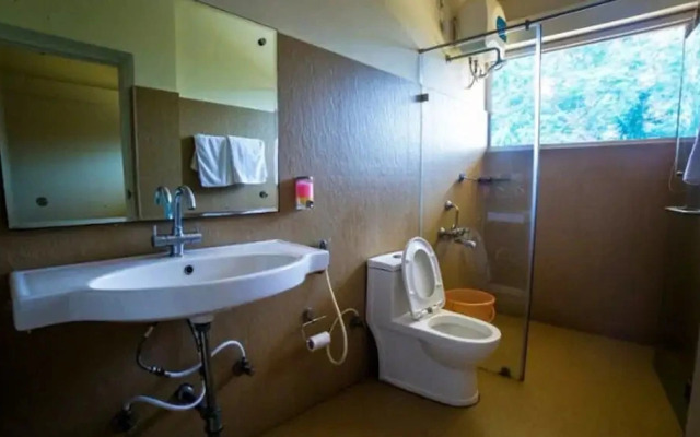 Casuarina Bay Beach Resort