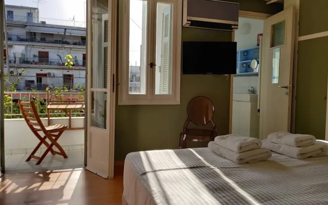Cosy 1BR Apt With Balcony in Vibrant Exarcheia