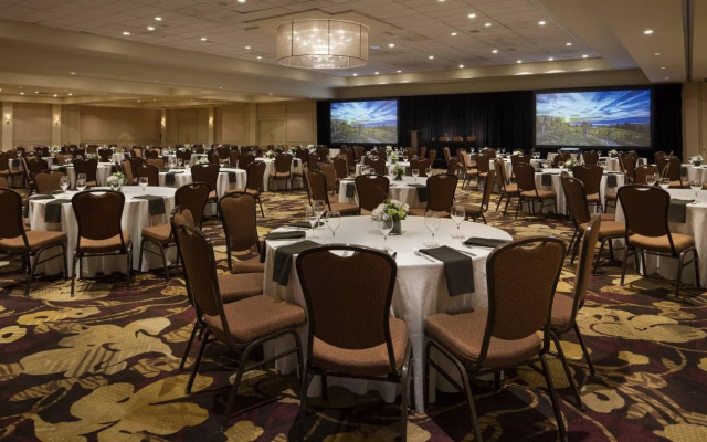 Delta Hotels by Marriott Grand Okanagan Resort