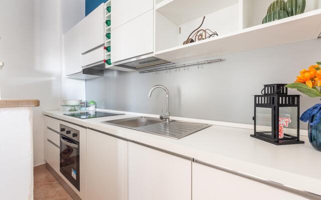 3688 Casa Fortuna by Barbarhouse