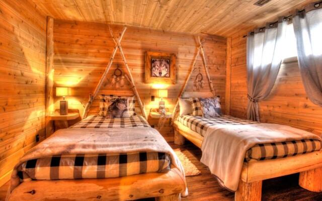 Le Bivouac - Les Chalets Spa Canada