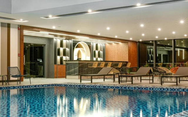 Wyndham Garden Legend Halong