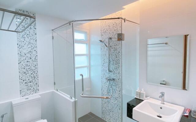 Greenish Ranong Hotel