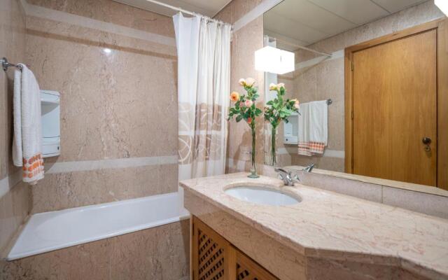 Miramar Apartment by HR Madeira
