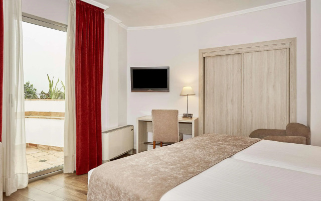 NH Córdoba Califa Hotel