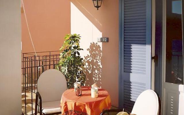 Dioskouroi Apartments