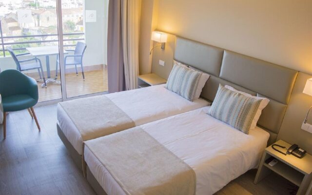 AP Maria Nova Lounge - Adults Friendly