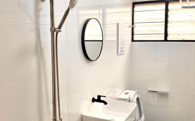 comfy 3-bedrooms with family karaoke Max-10pax